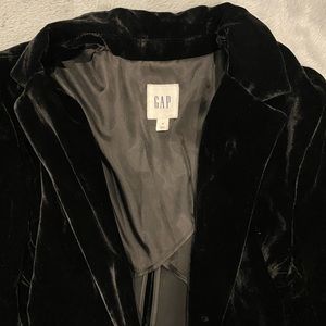 🖤 Soft velvet black blazer ~ The Gap
